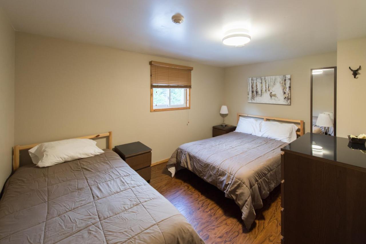 Madawaska Lodge-Cottage Buitenkant foto