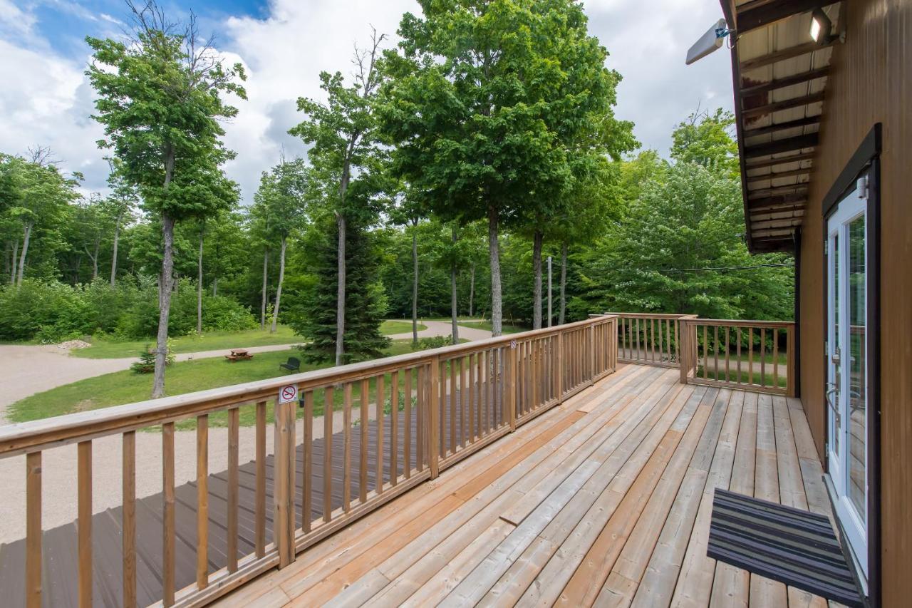 Madawaska Lodge-Cottage Buitenkant foto
