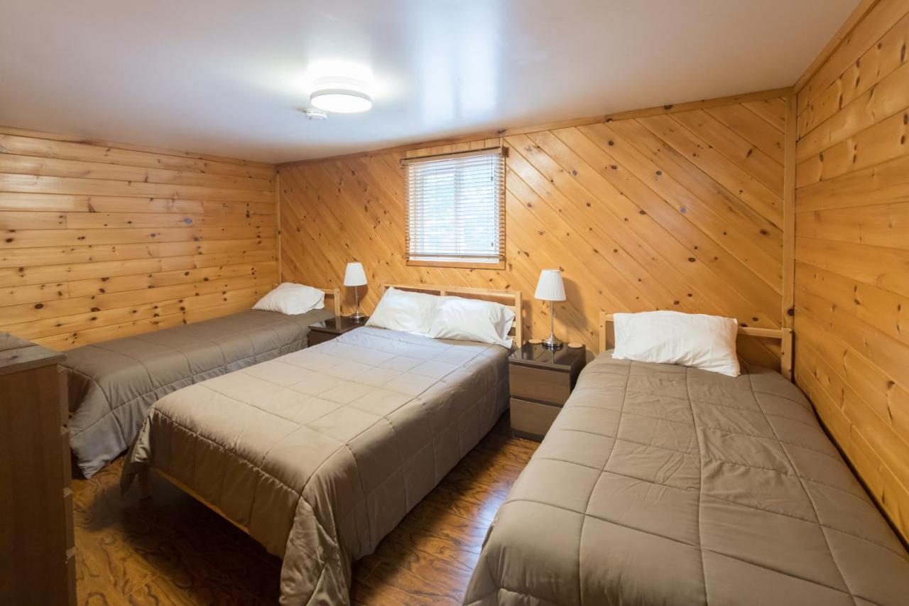 Madawaska Lodge-Cottage Buitenkant foto