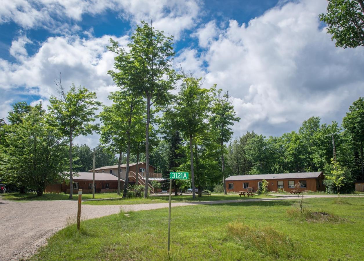 Madawaska Lodge-Cottage Buitenkant foto