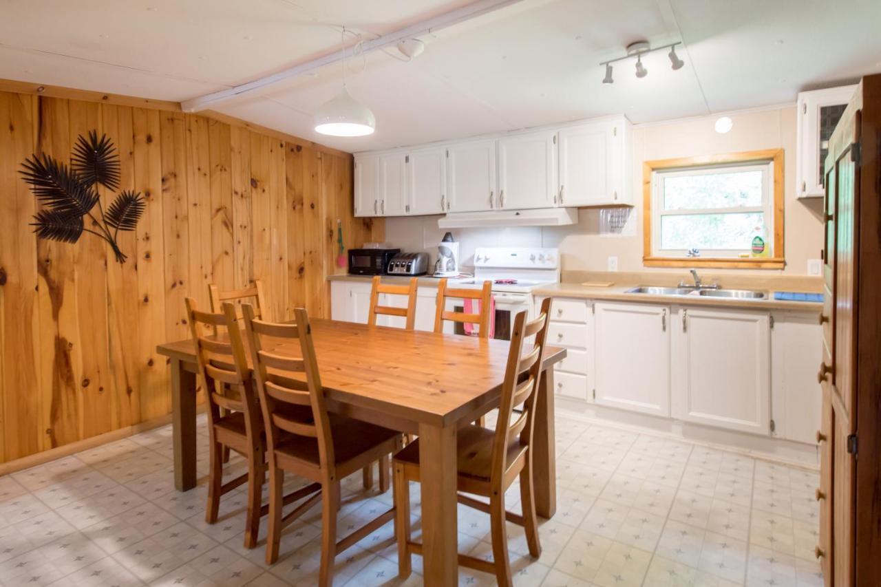 Madawaska Lodge-Cottage Buitenkant foto